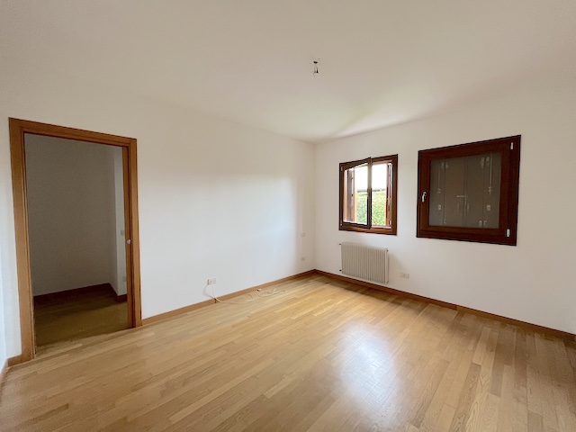 Quadrilocale con giardino a Salgareda