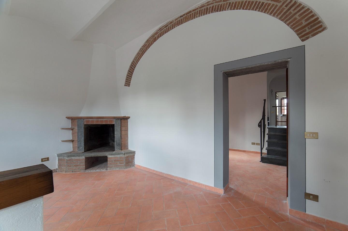 Casa indipendente con terrazzo, San Giuliano Terme sant'andrea in pescaiola