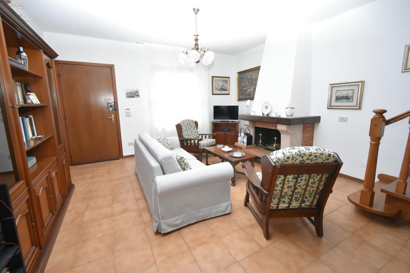 Villa arredata in affitto, San Giuliano Terme pappiana