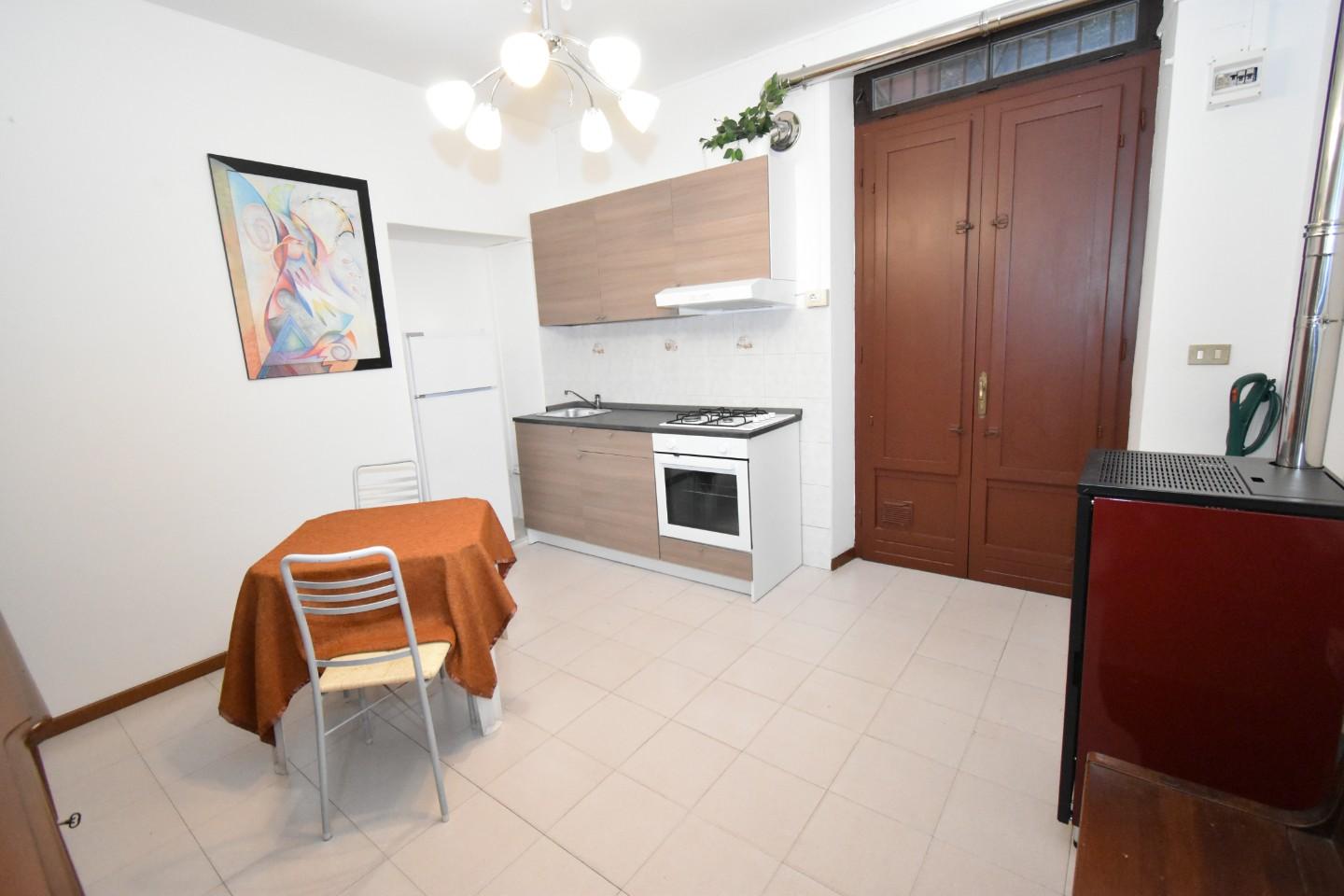 Trilocale arredato in affitto a San Giuliano Terme