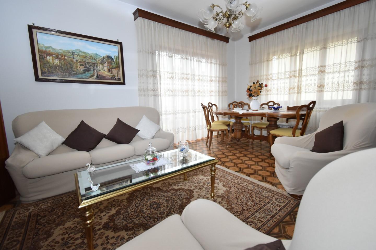 Villa con giardino, San Giuliano Terme gello