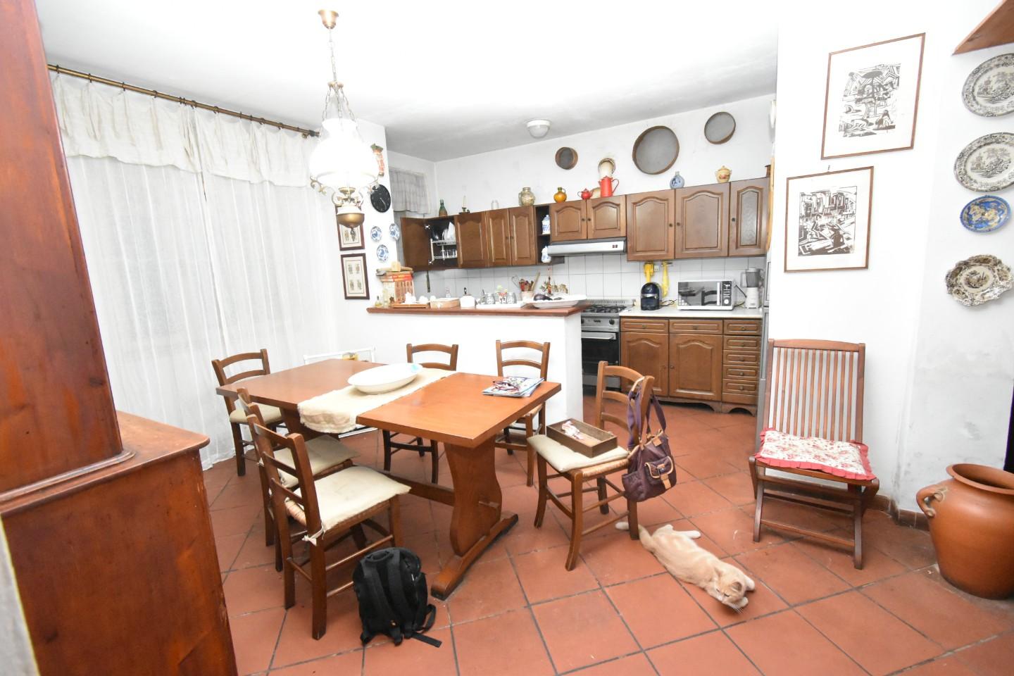 Casa indipendente con terrazzo a San Giuliano Terme