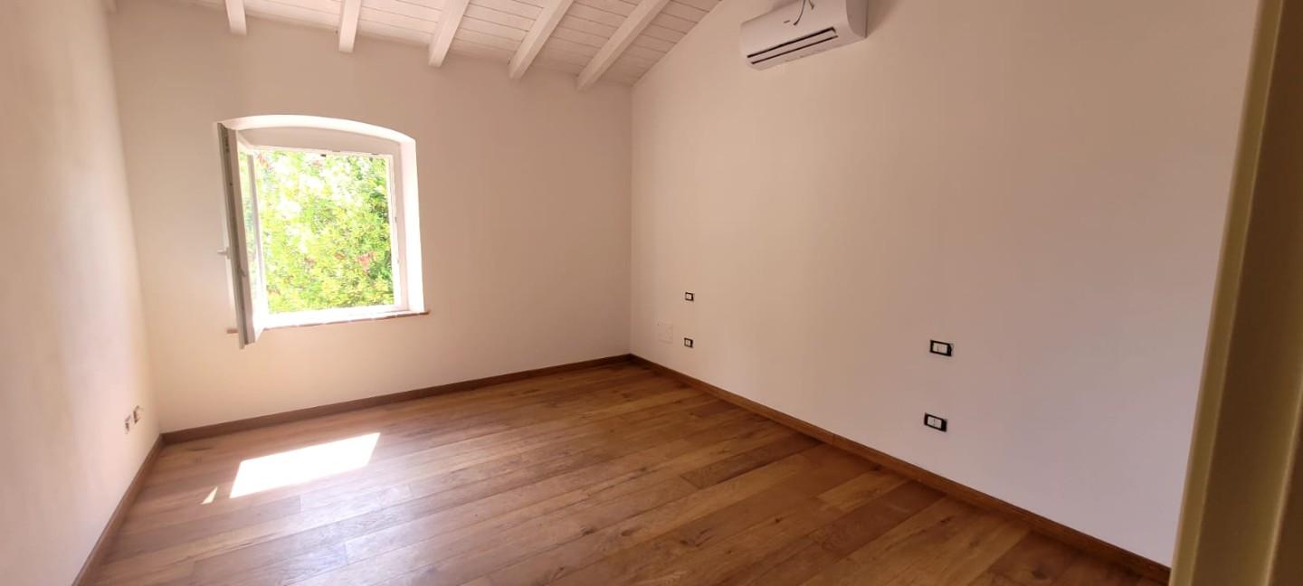 Casa indipendente con giardino a San Giuliano Terme