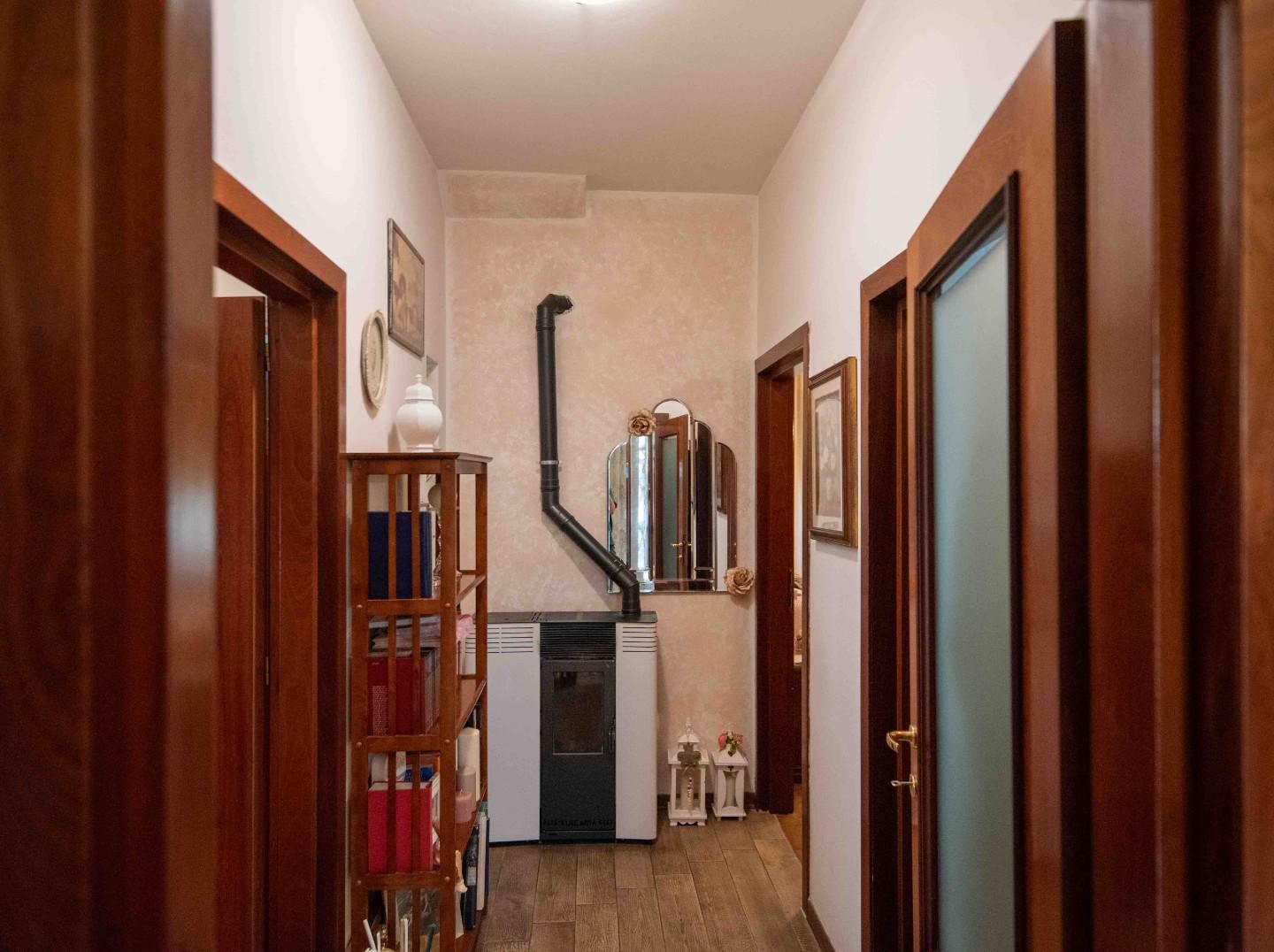 Villa con giardino a Vecchiano