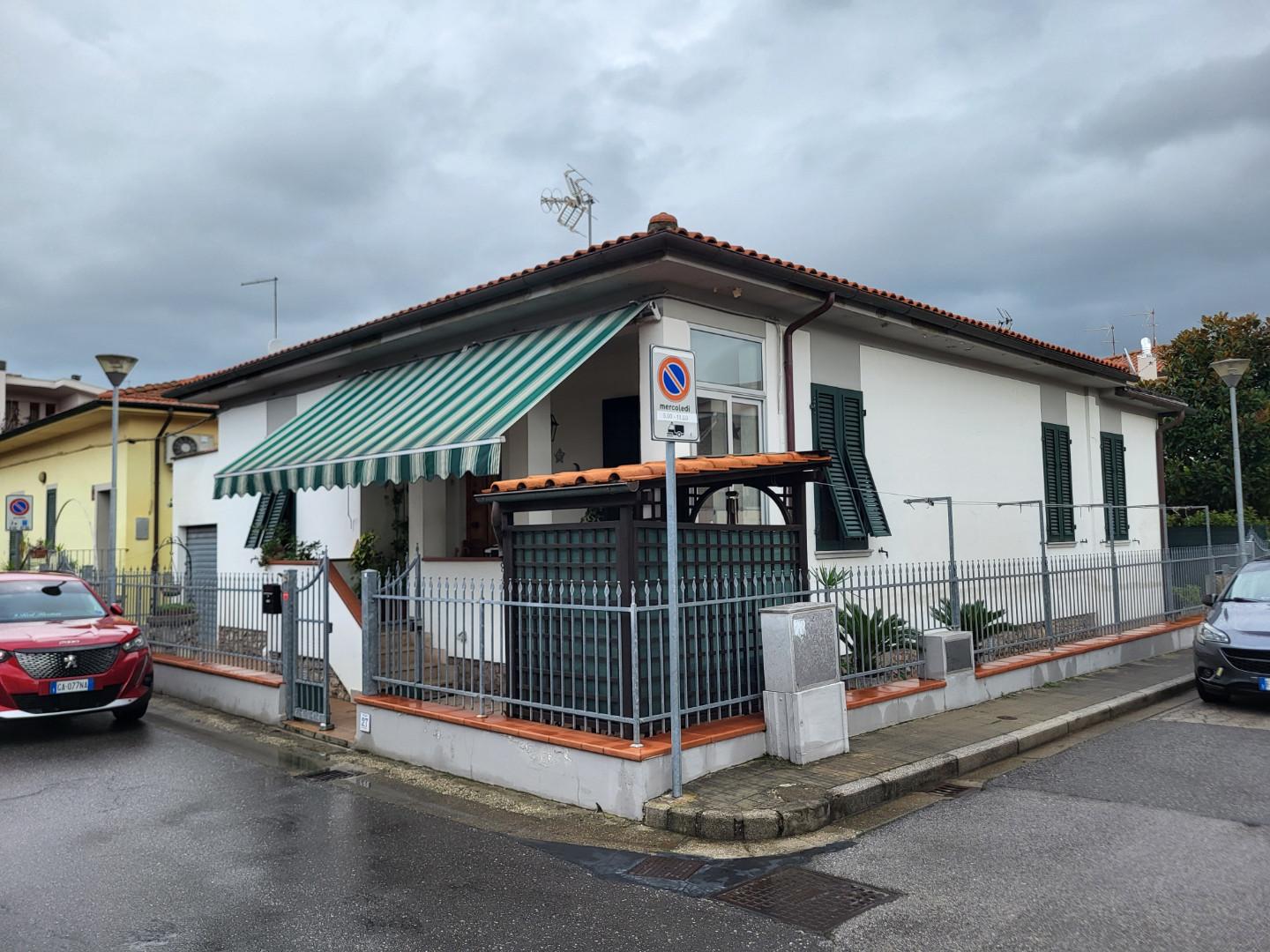 Casa indipendente con terrazzo, Calcinaia fornacette