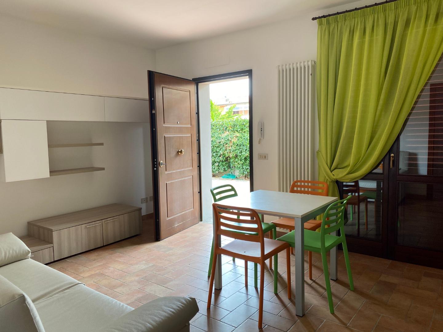 Bilocale arredato in affitto, Calcinaia fornacette