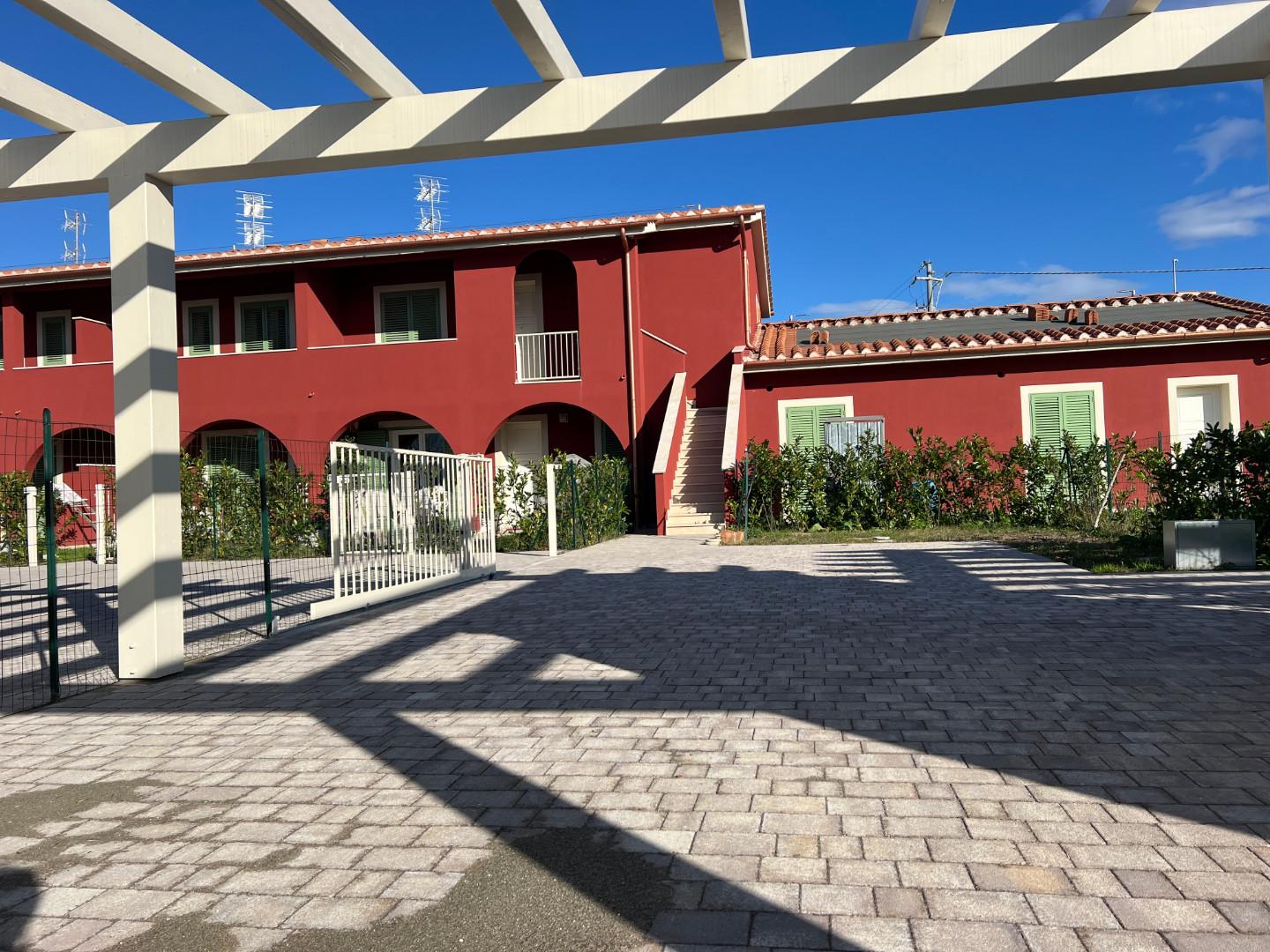 Quadrilocale con terrazzi, Calcinaia fornacette