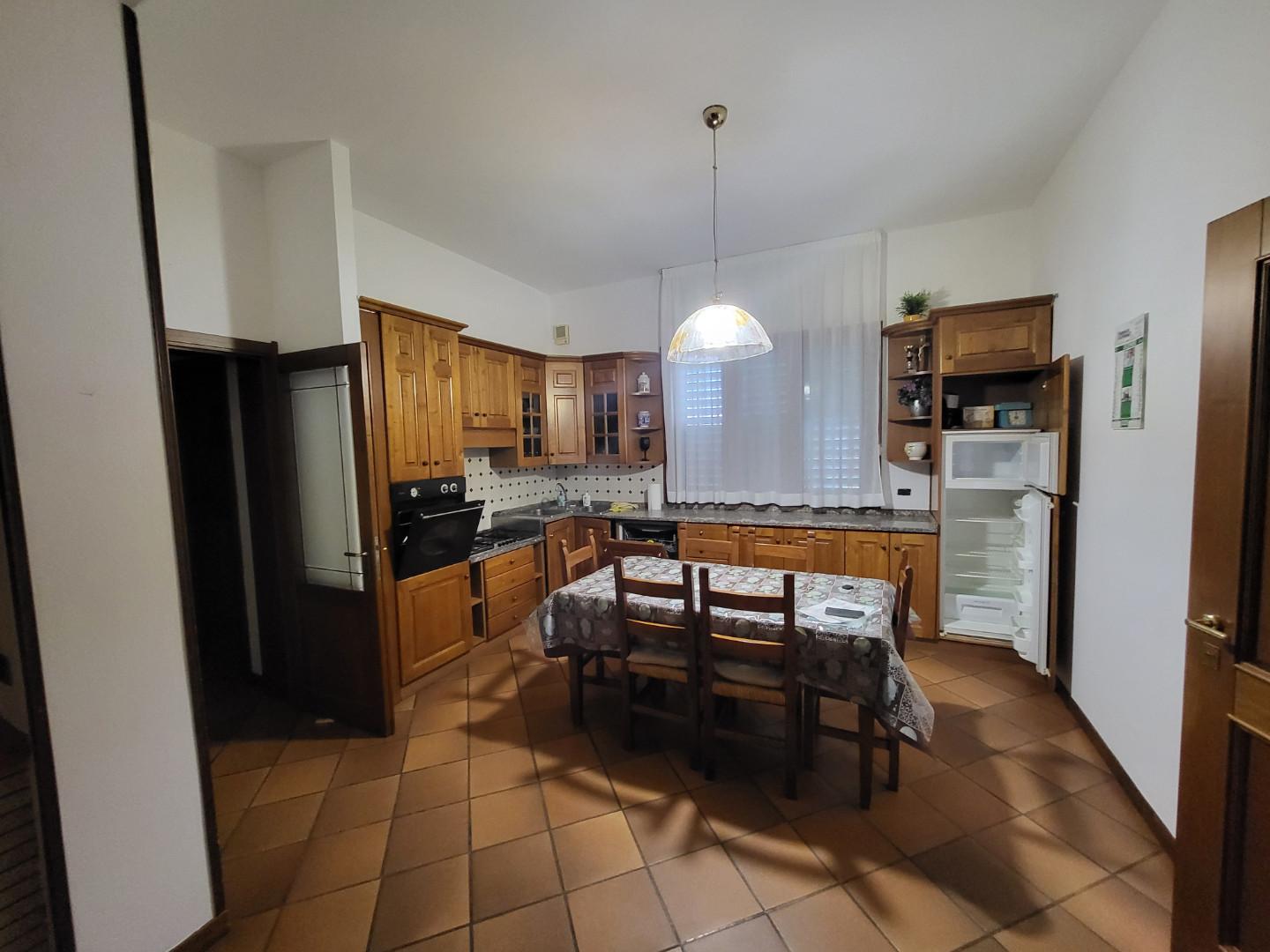 Appartamento arredato in affitto, Calcinaia fornacette