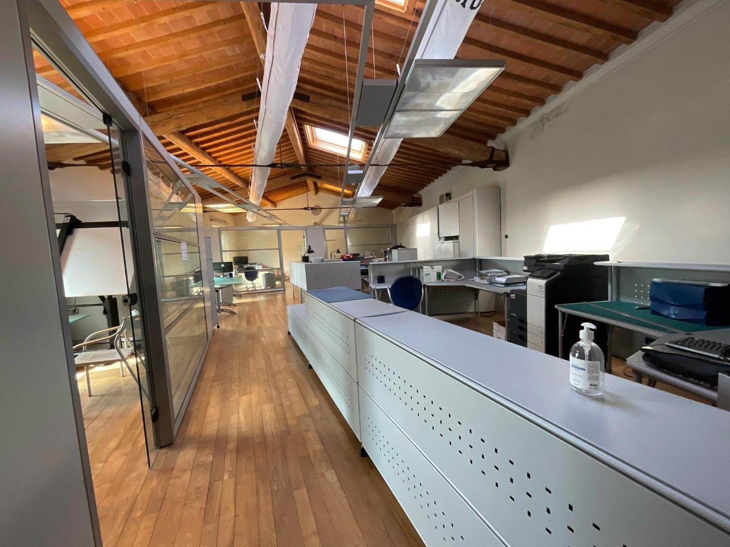 Ufficio in vendita a Pontedera