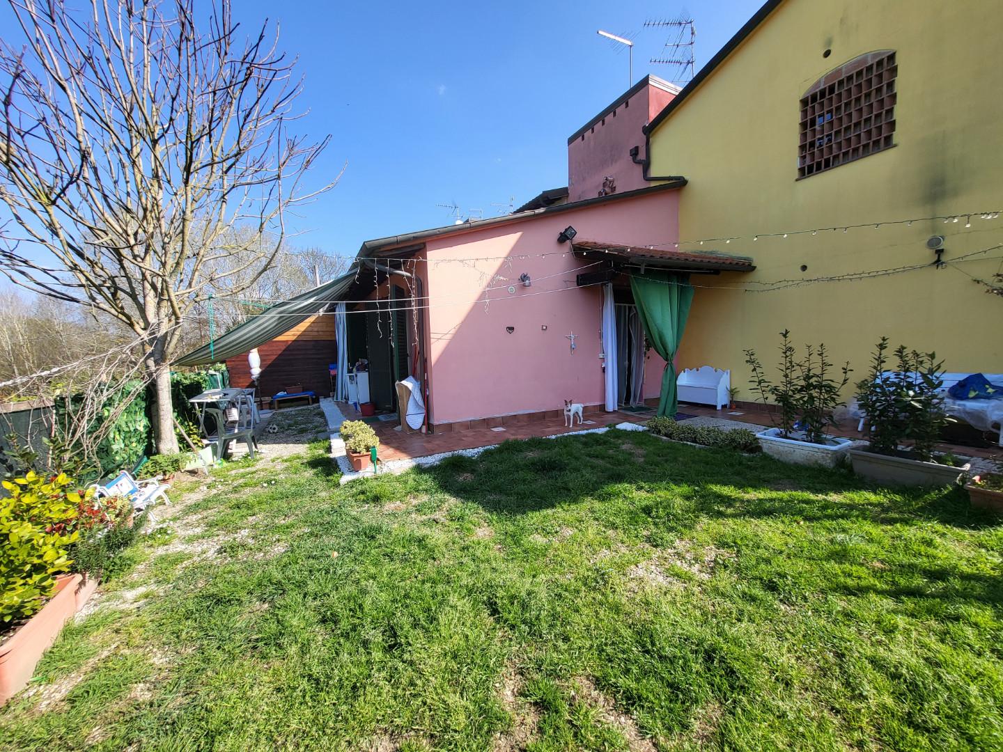 Bilocale con giardino, Santa Maria a Monte pregiuntino