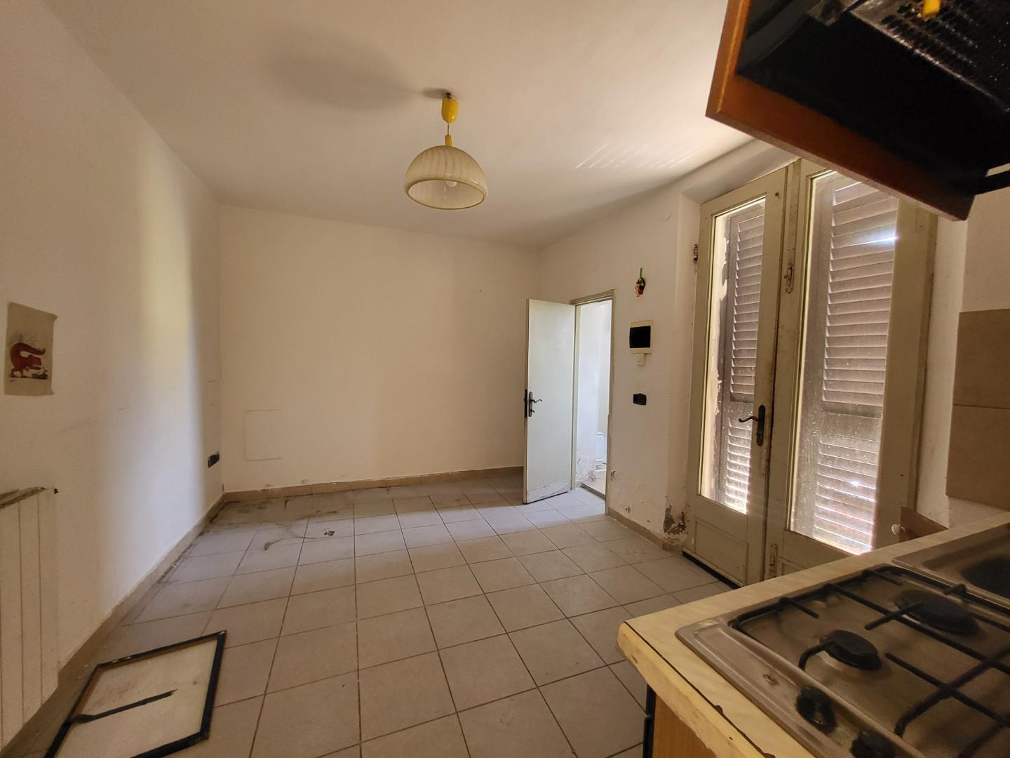 Quadrilocale da ristrutturare, Pontedera pardossi