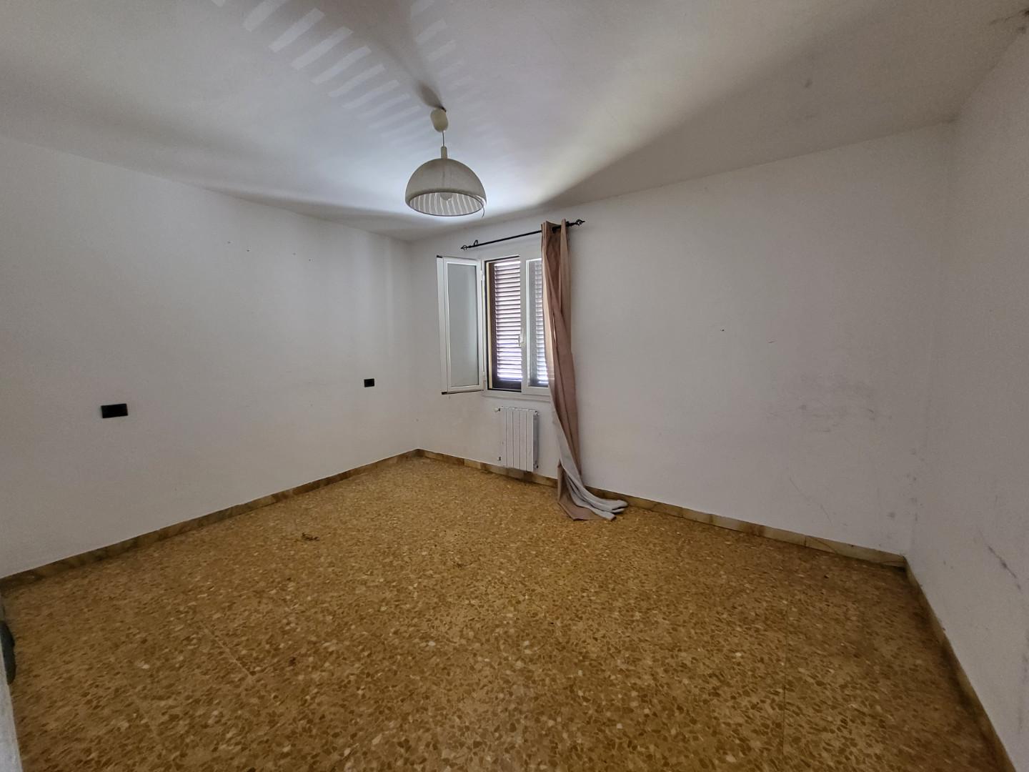 Quadrilocale da ristrutturare, Pontedera pardossi