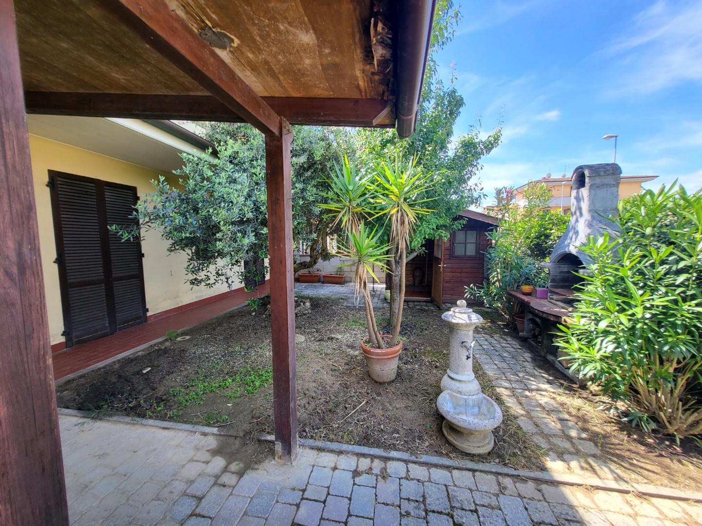 Trilocale con giardino, Calcinaia fornacette