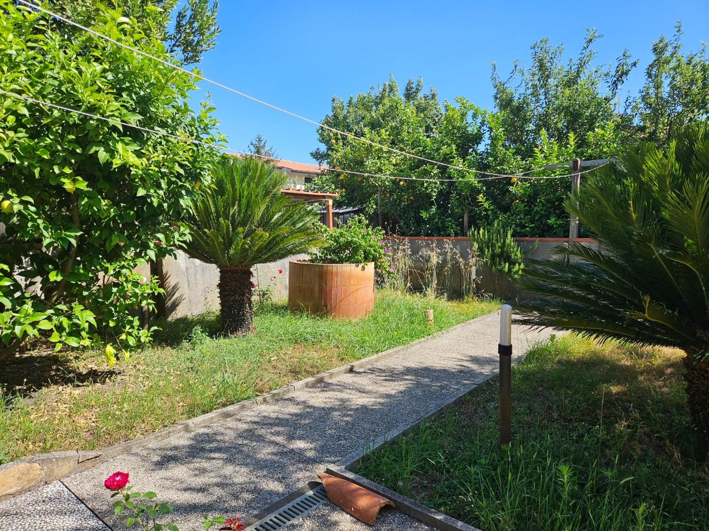 Casa indipendente con giardino, Cascina san frediano a settimo