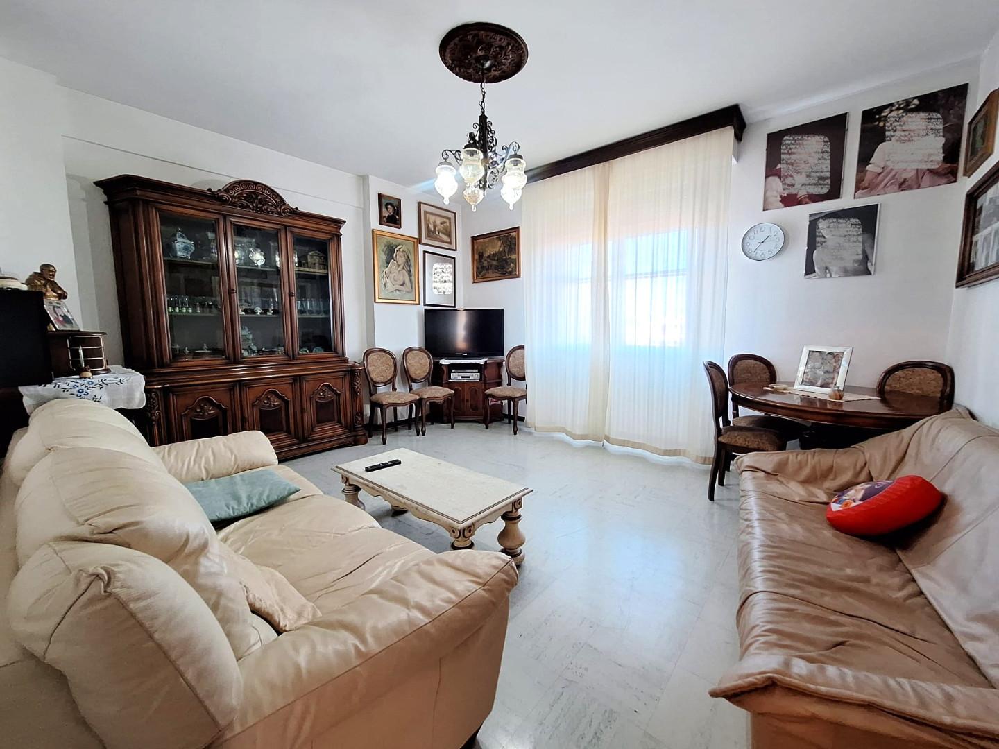 Quadrilocale con terrazzo a Cascina