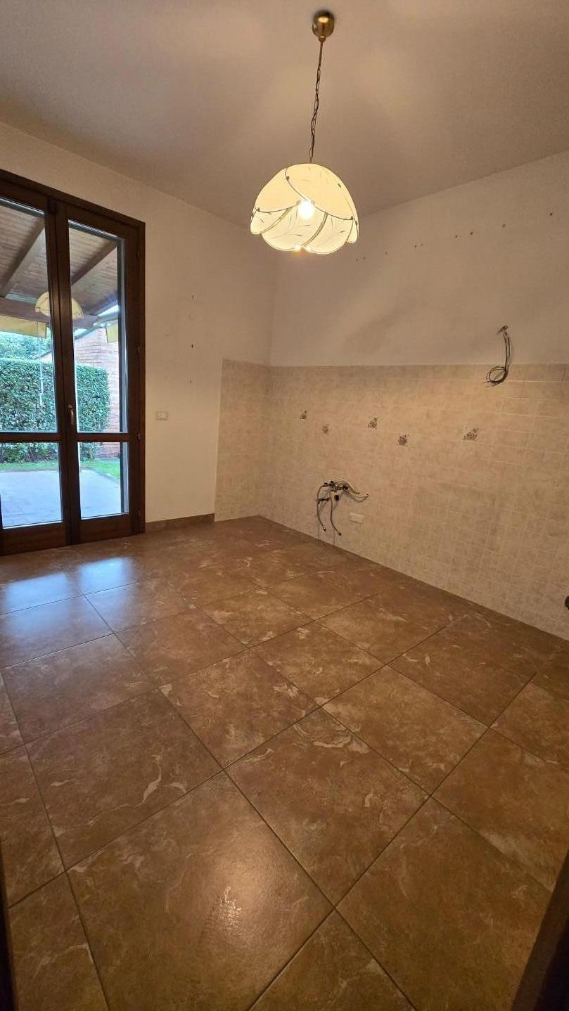 Villa con giardino a San Giuliano Terme