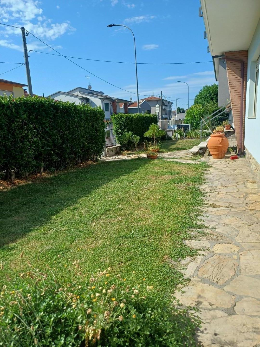 Villa con giardino, Cascina san frediano a settimo