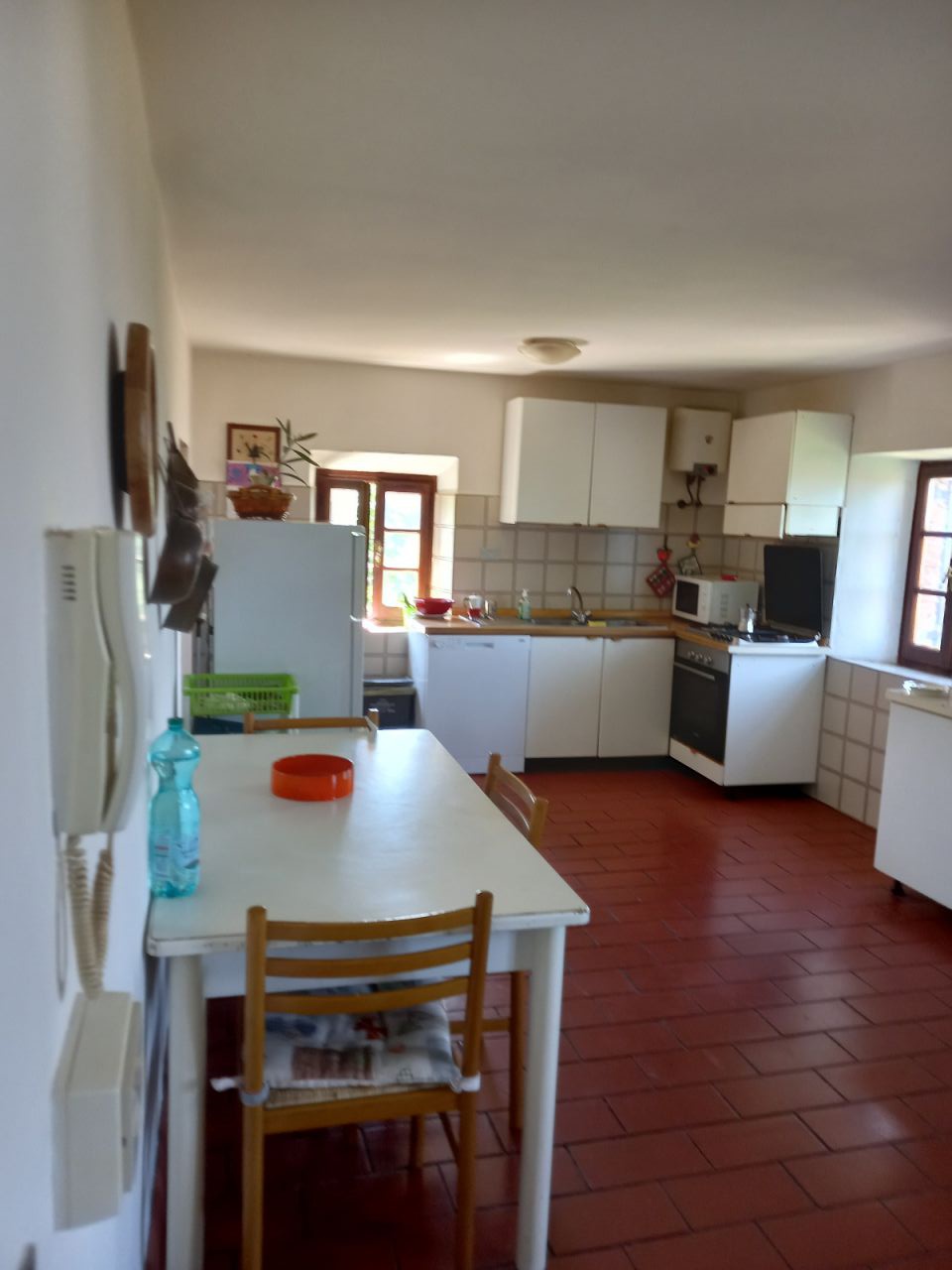 Rustico con giardino in statale 71, Arezzo