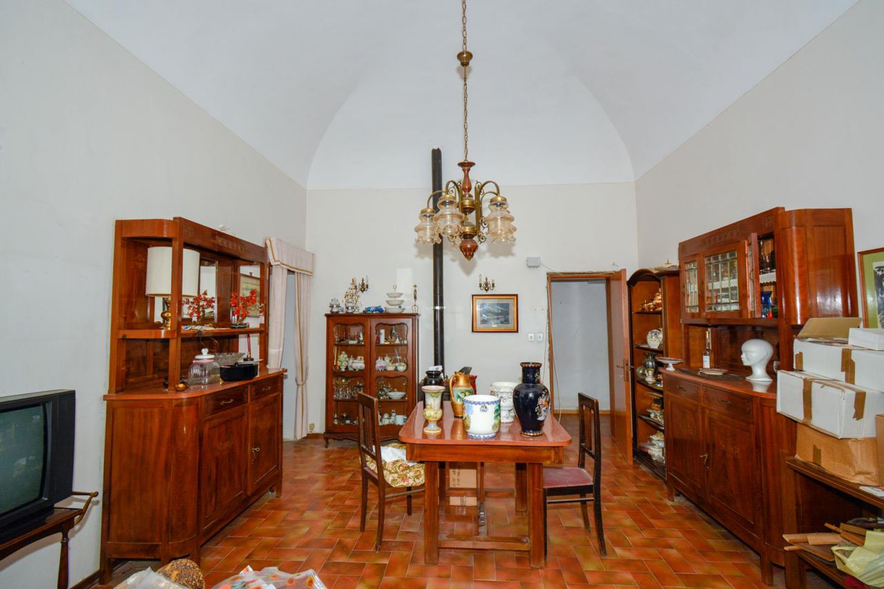 Appartamento da ristrutturare a Arezzo