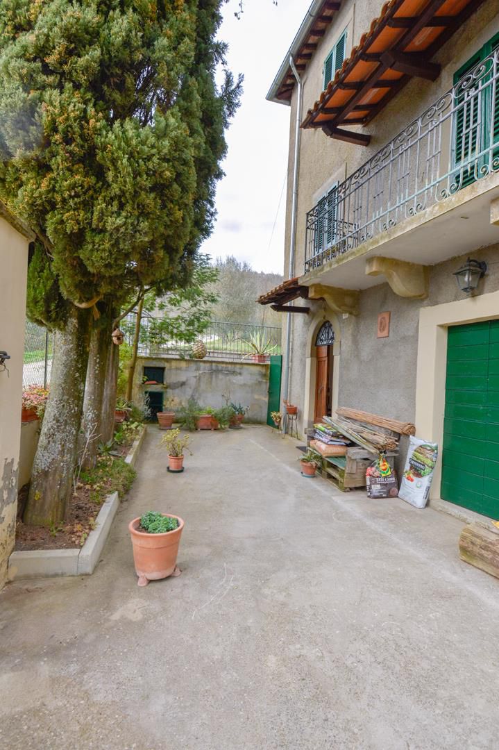 Casa indipendente ristrutturata a Arezzo
