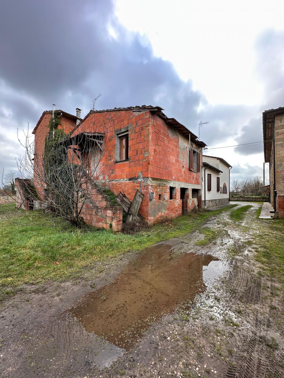 Casa indipendente con giardino a Arezzo