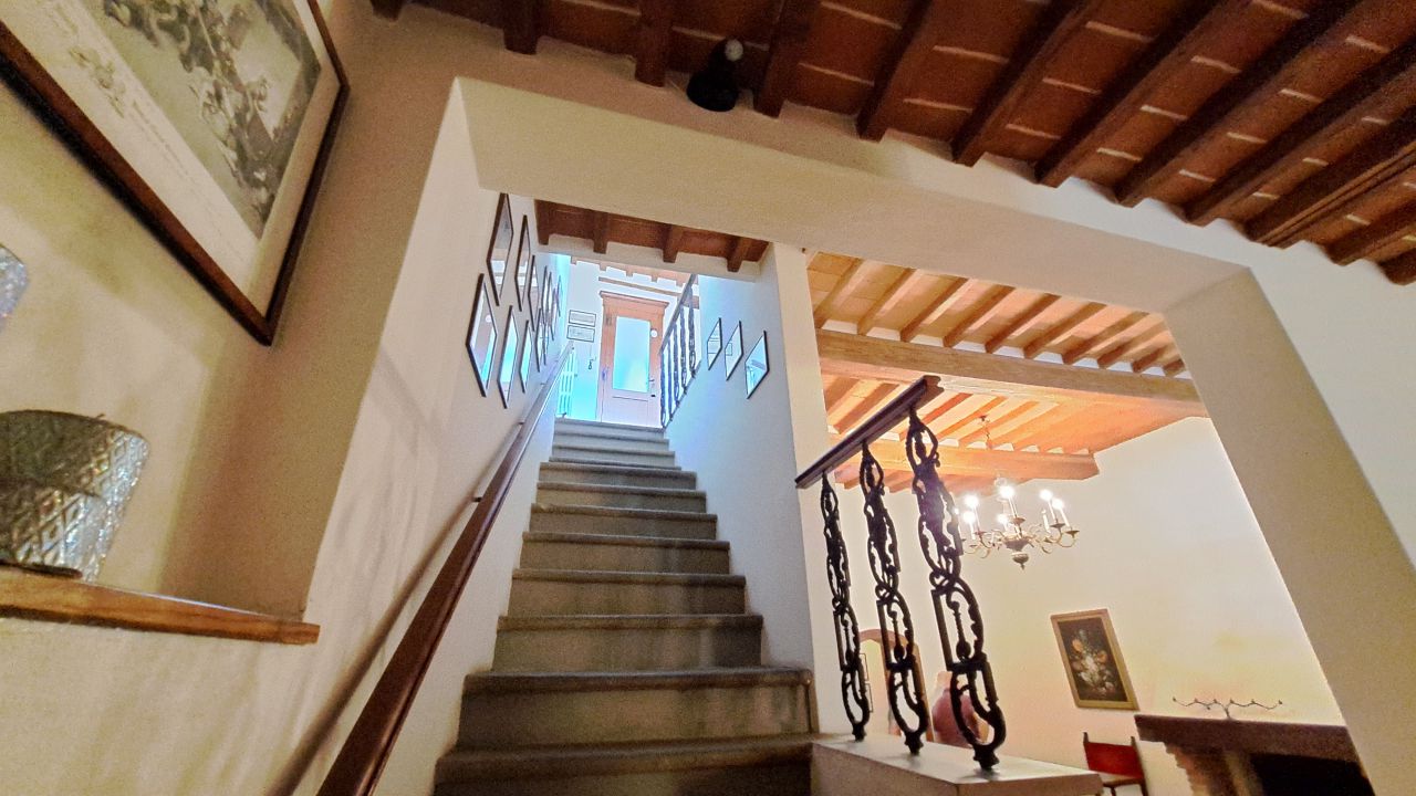 Appartamento con terrazzo a Arezzo