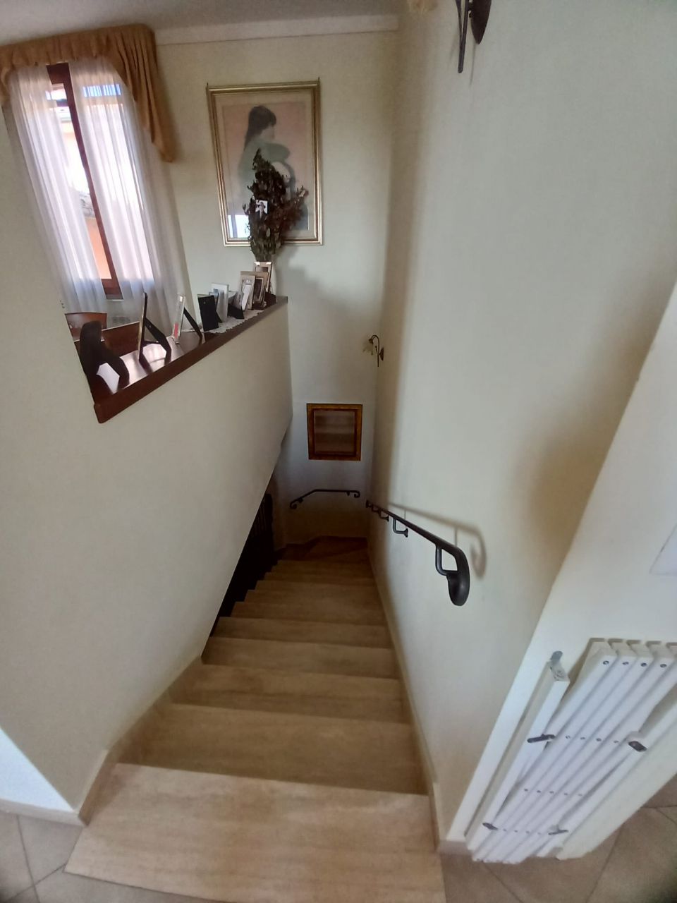 Villa con giardino in localit castelluccio, Arezzo