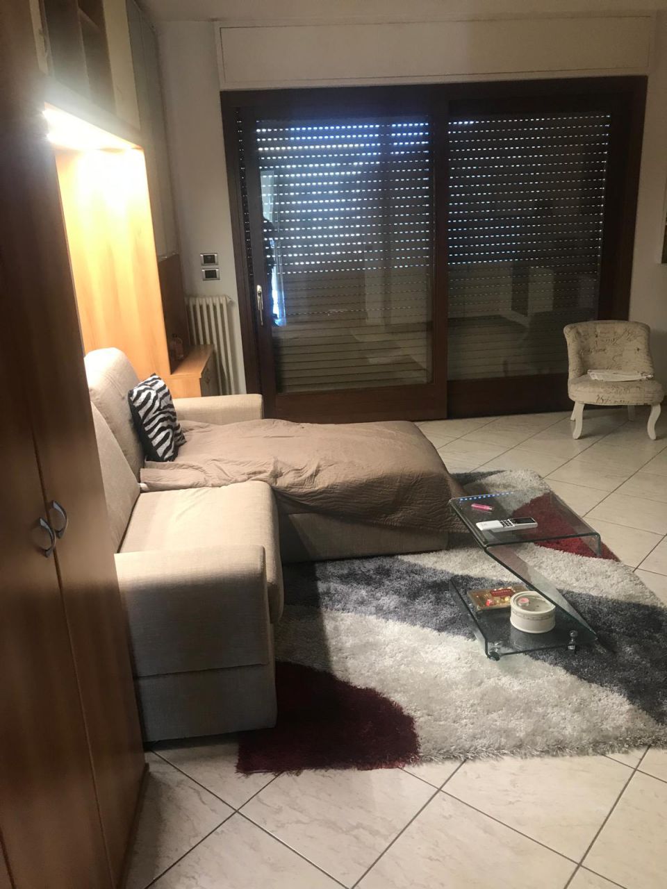 Monolocale arredato in affitto in via vittorio veneto, Arezzo