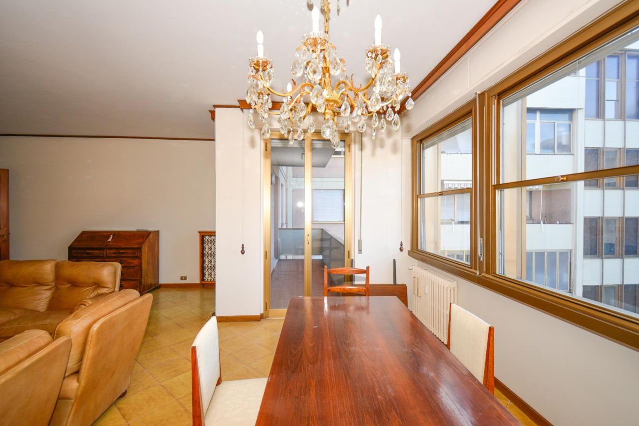 Appartamento con box in via vittorio veneto, Arezzo