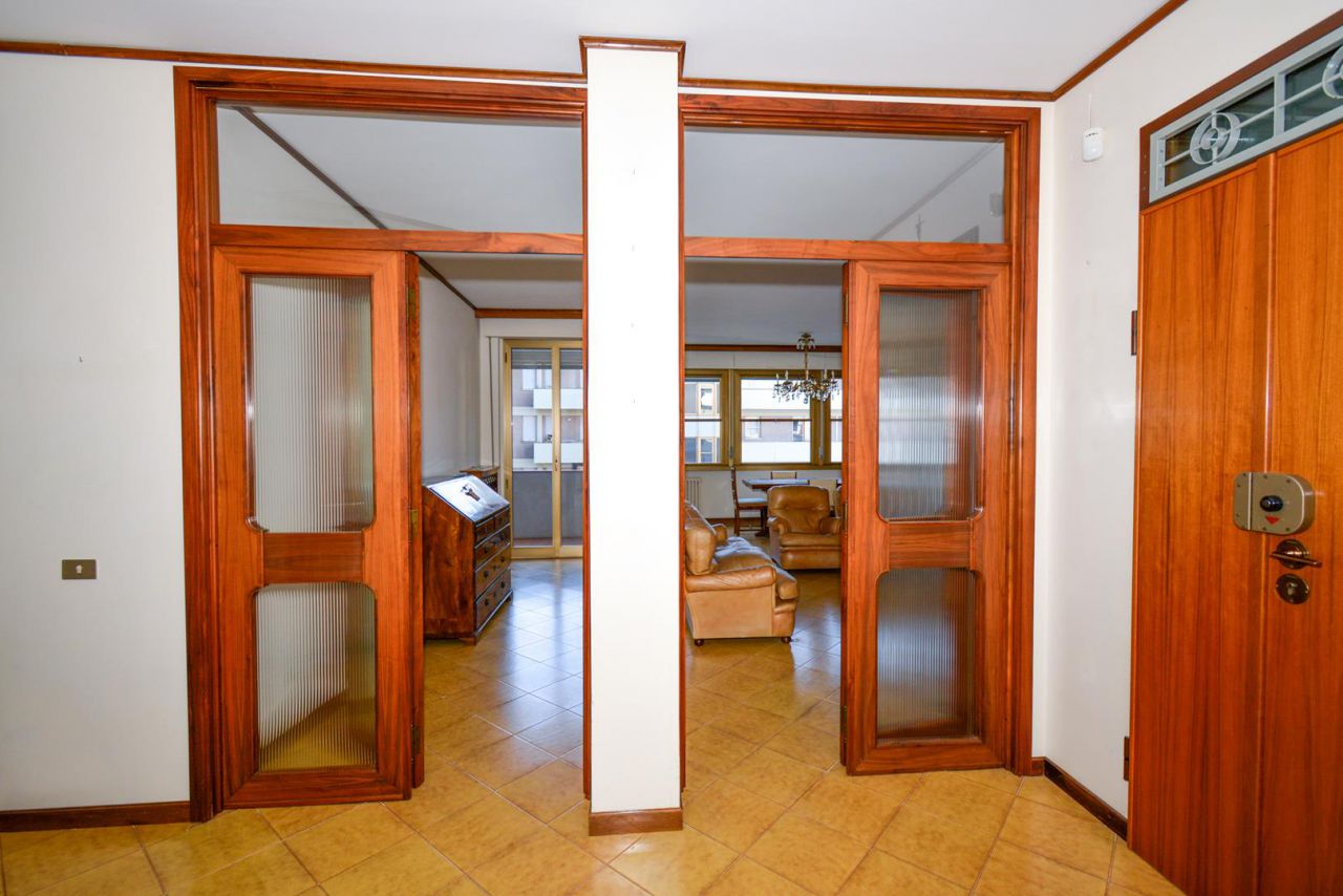 Appartamento con box in via vittorio veneto, Arezzo