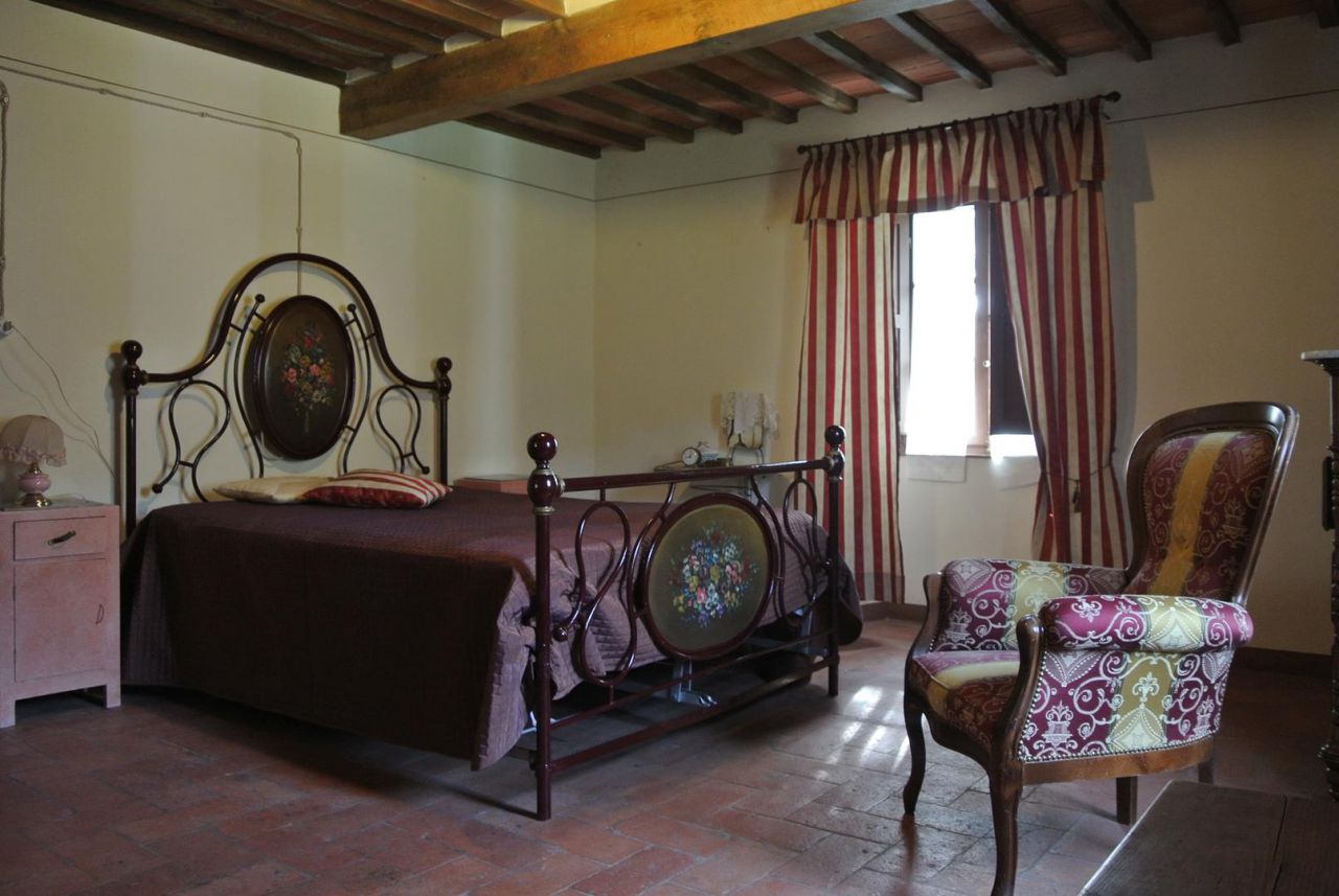 Casa indipendente con giardino in strada provinciale della rassinata, Arezzo