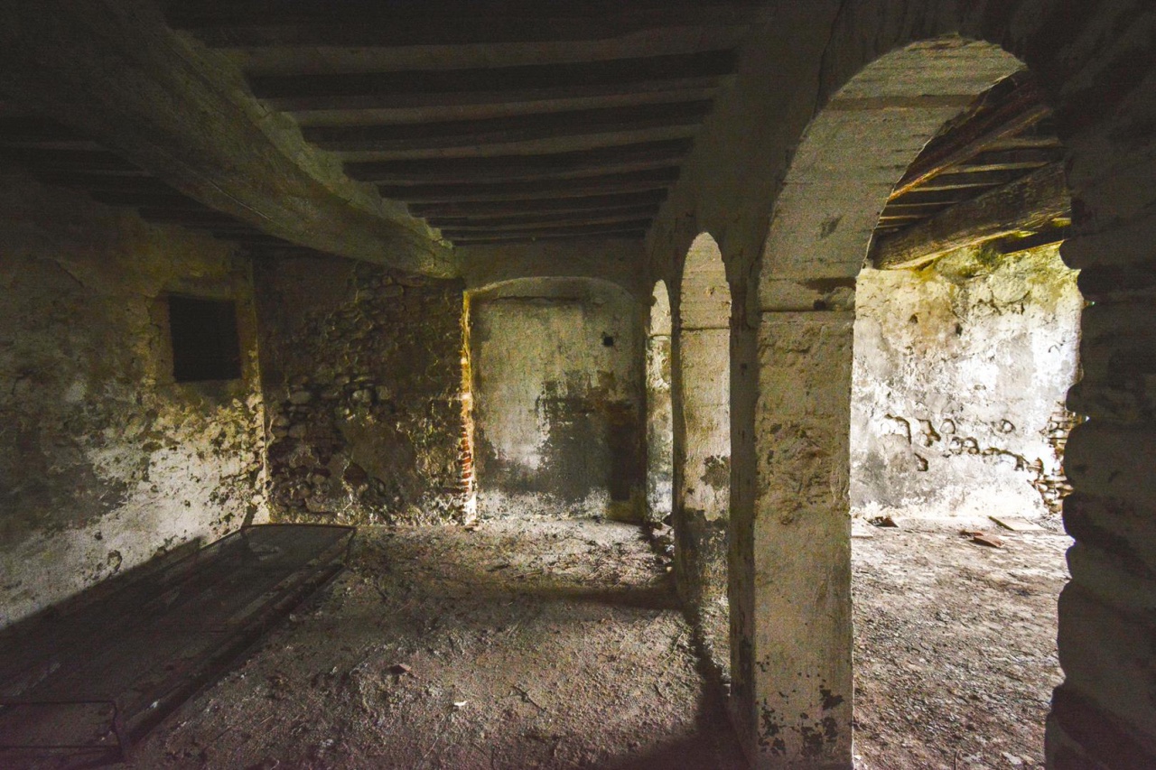 Rustico da ristrutturare in via setteponti, Arezzo