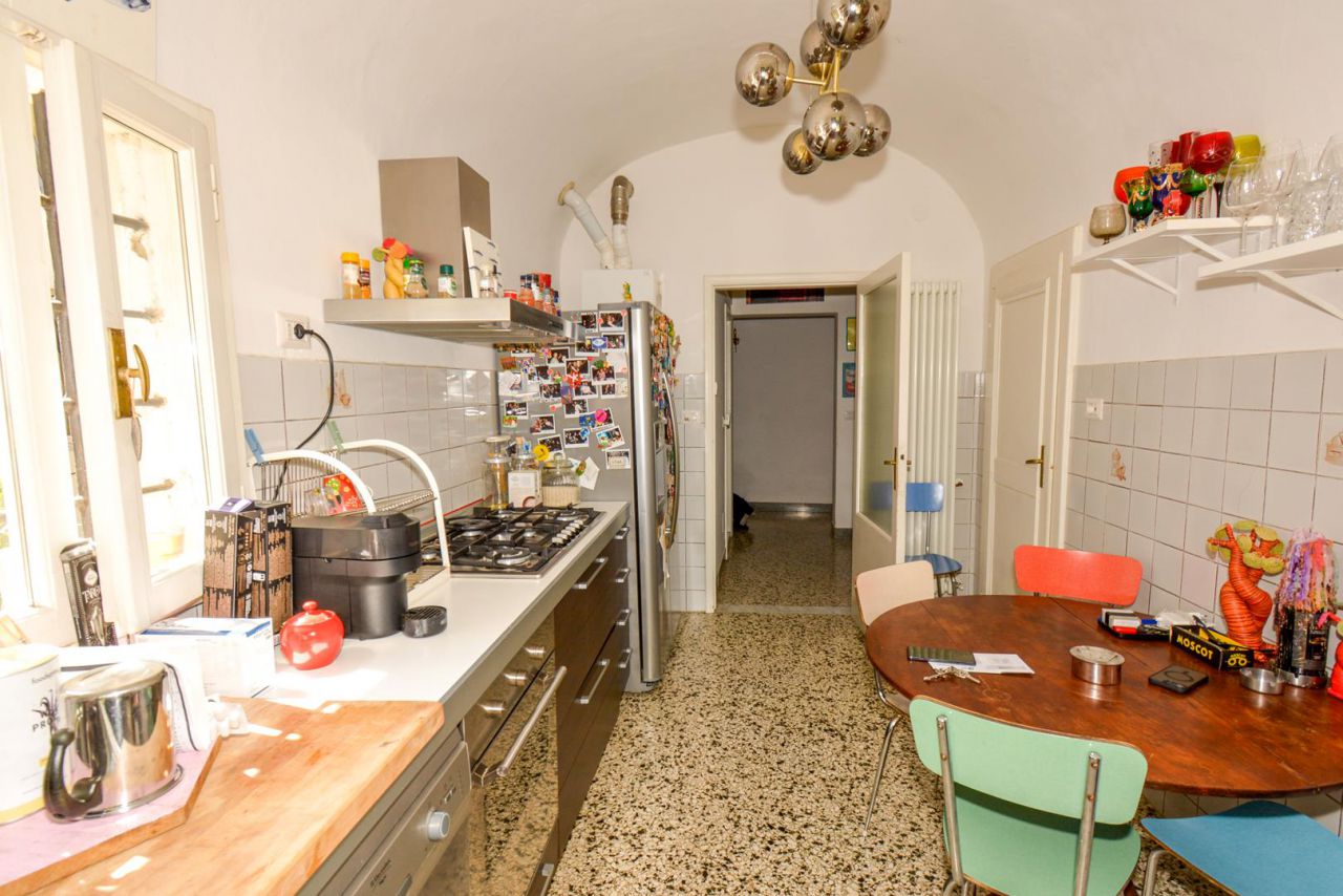 Bilocale arredato in affitto in via oberdan, Arezzo