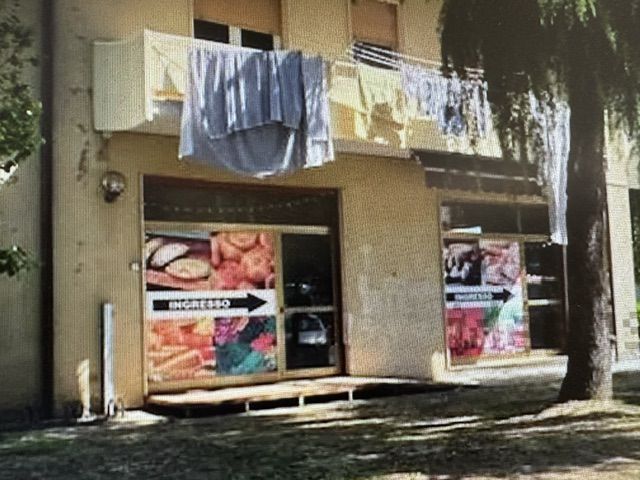 Attivit� commerciale in vendita a Civitella in Val di Chiana