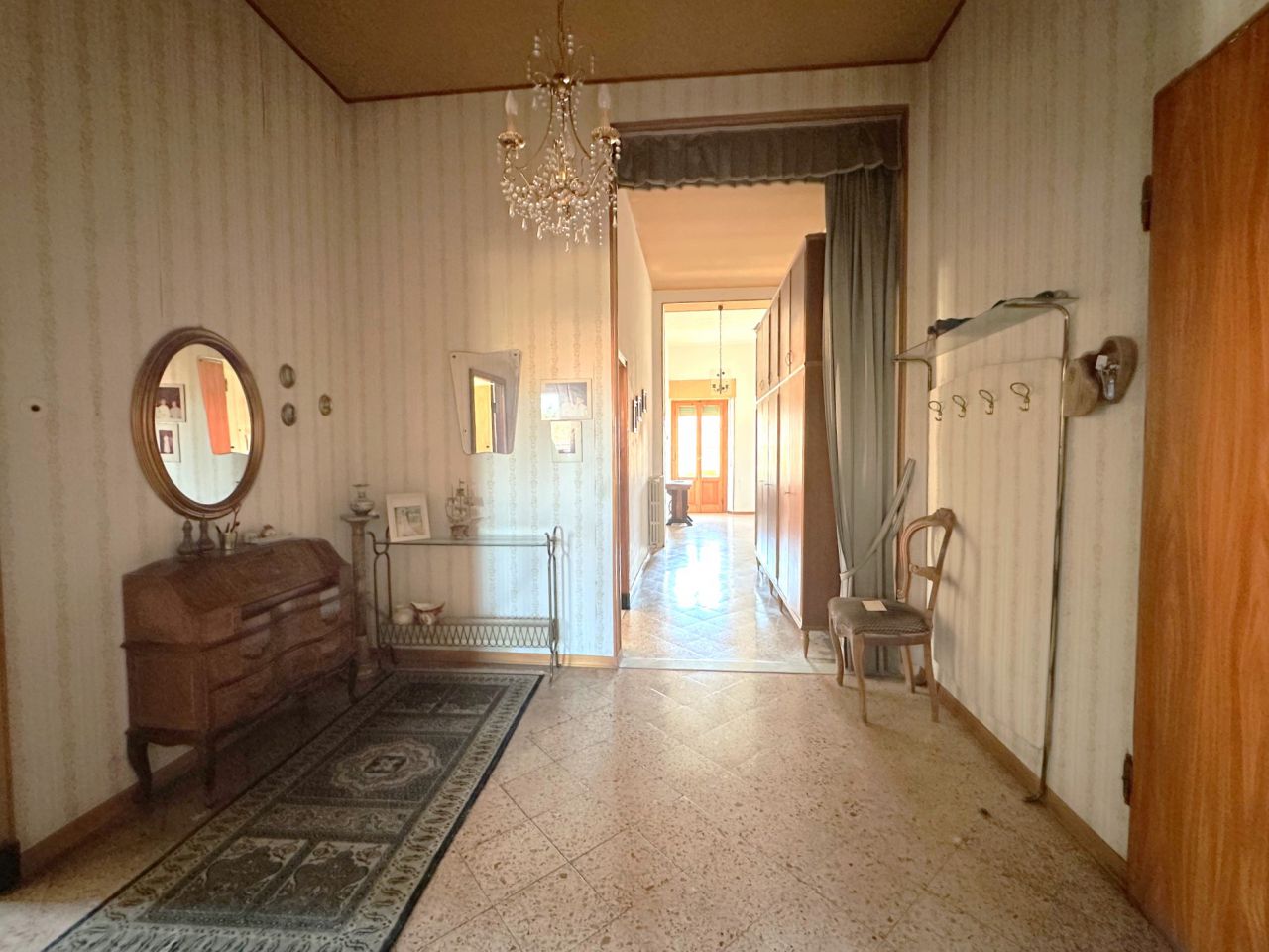 Appartamento in vendita in via crispi, Arezzo