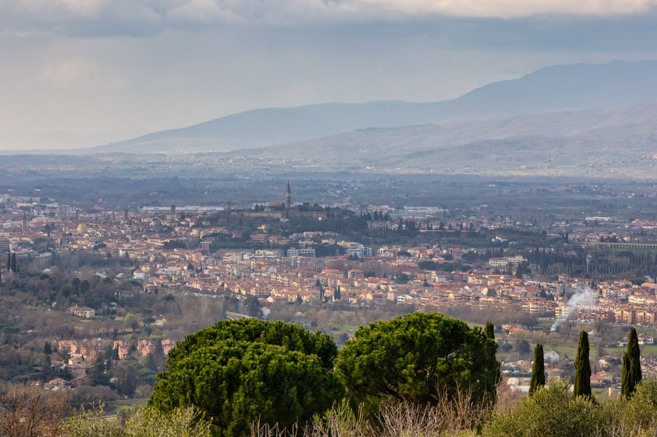 Appartamento con giardino in via anconetana, Arezzo