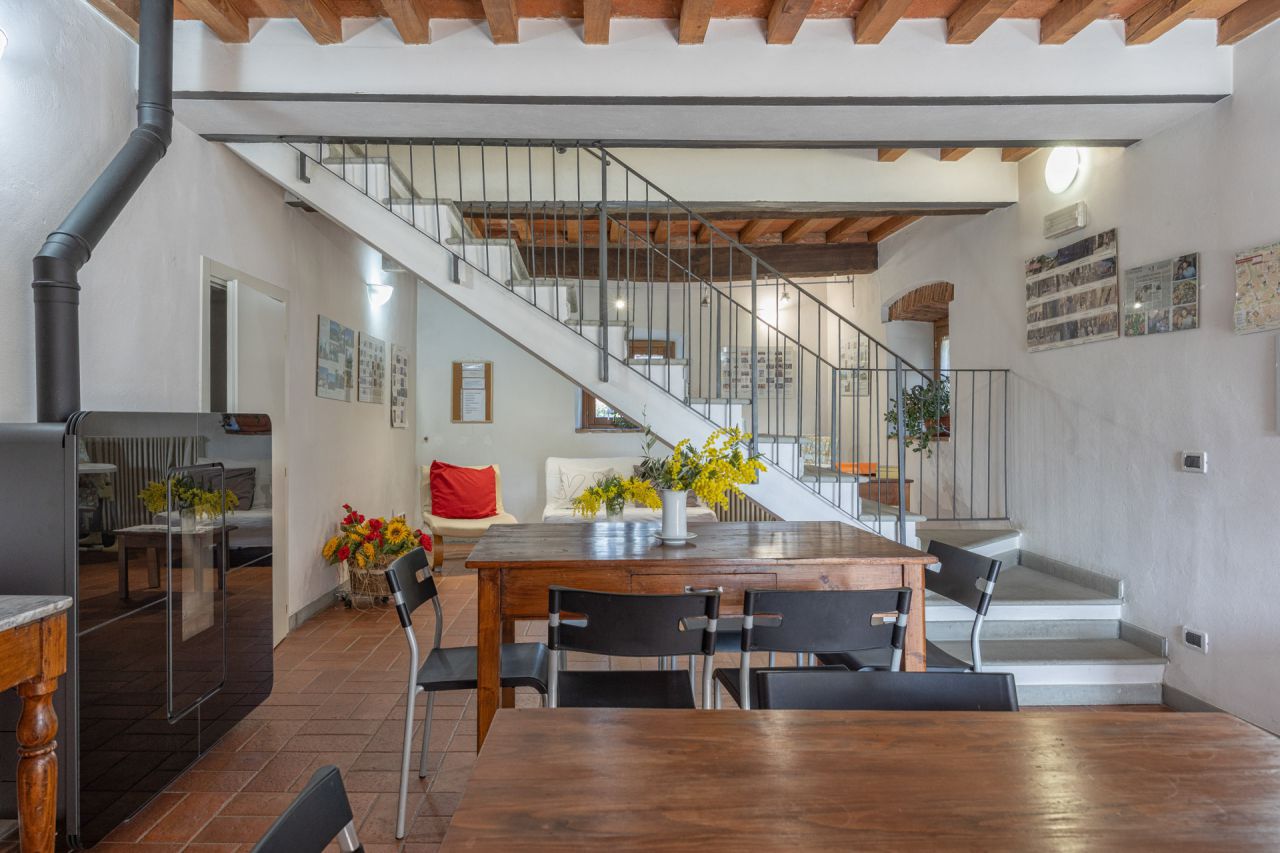 Appartamento con giardino in via anconetana, Arezzo