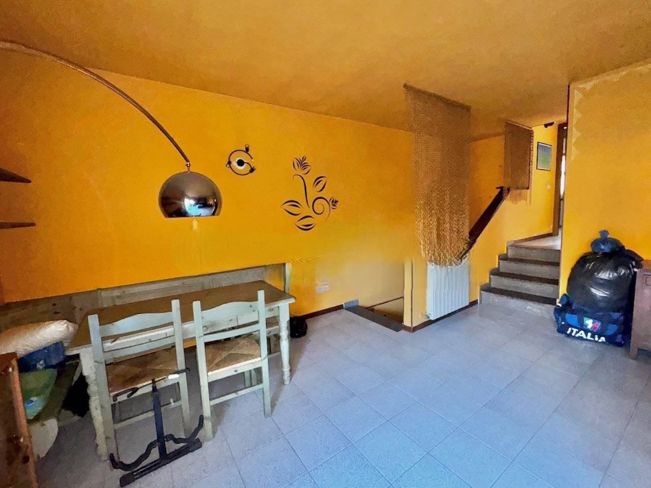 Villa con giardino a Vecchiano