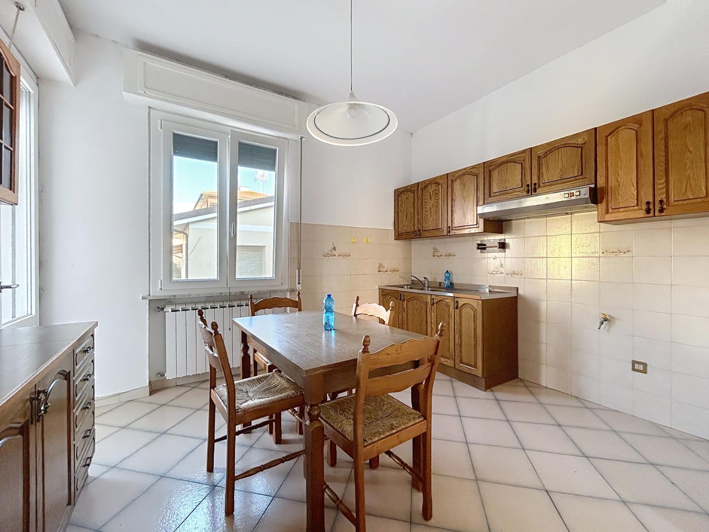 Quadrilocale in vendita, Pisa don bosco - battelli