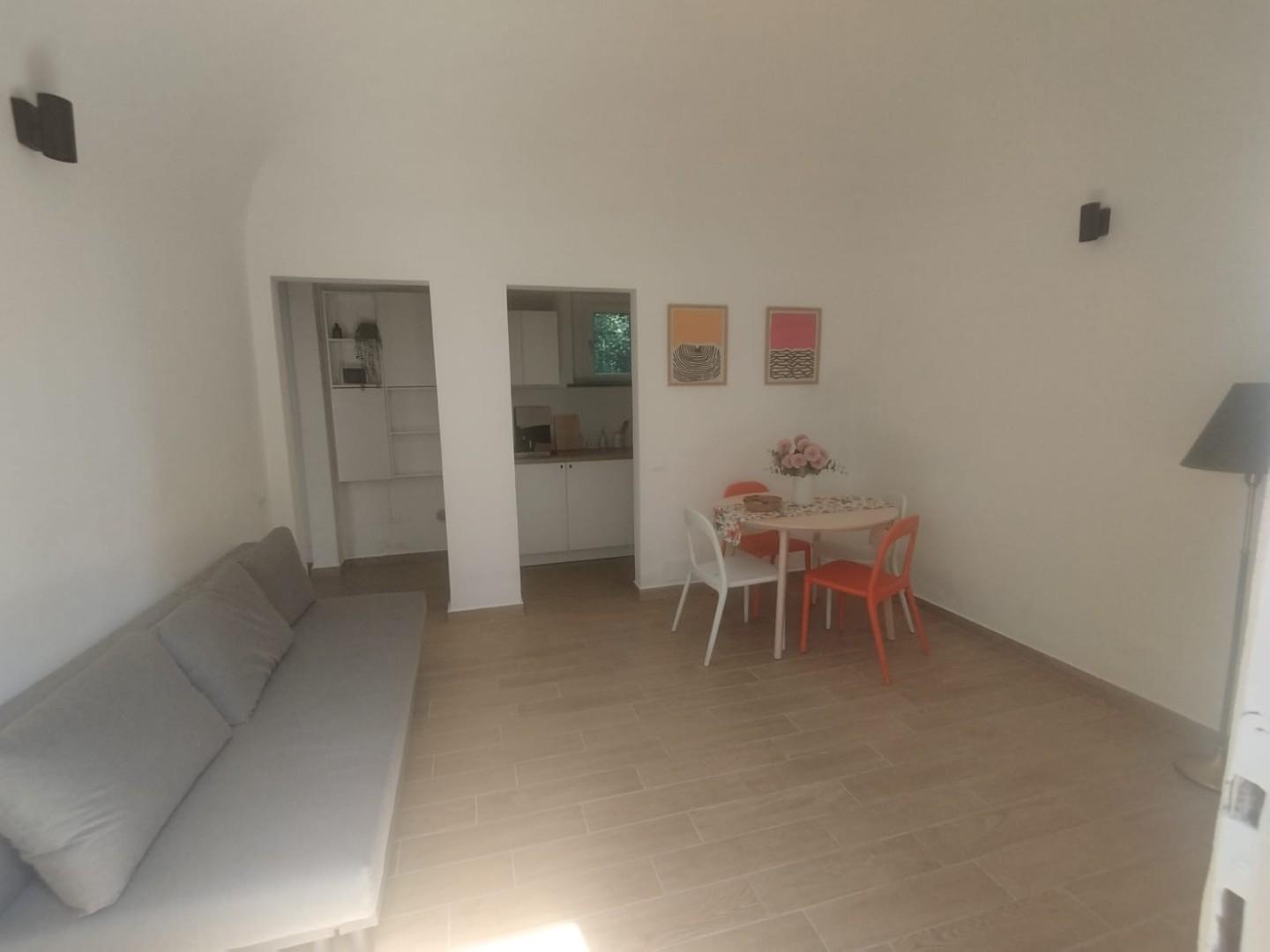 Bilocale ristrutturato, Pisa zona pardi