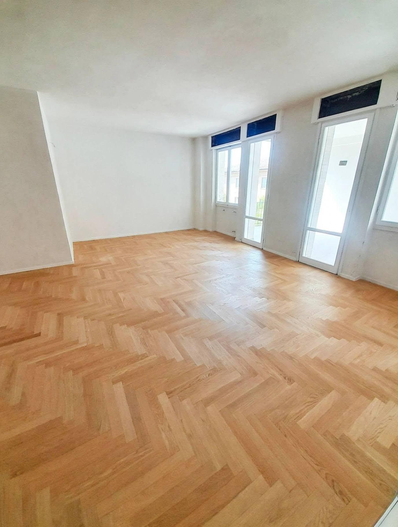 Quadrilocale con terrazzo, Pisa borgo stretto