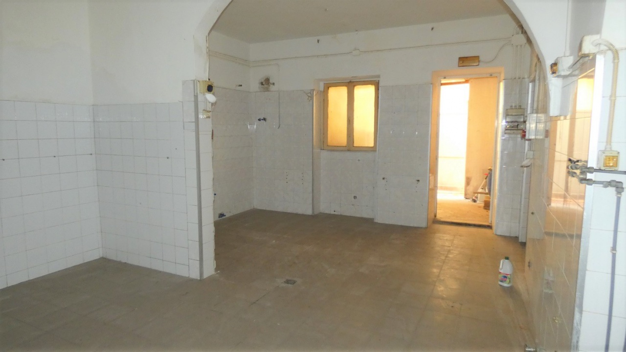 Attivit commerciale in vendita a Livorno