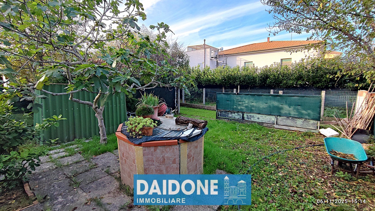 Casa indipendente in vendita in via don sturzo, Collesalvetti
