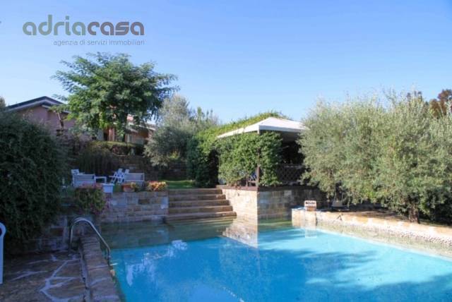 Villa in vendita a Misano Adriatico