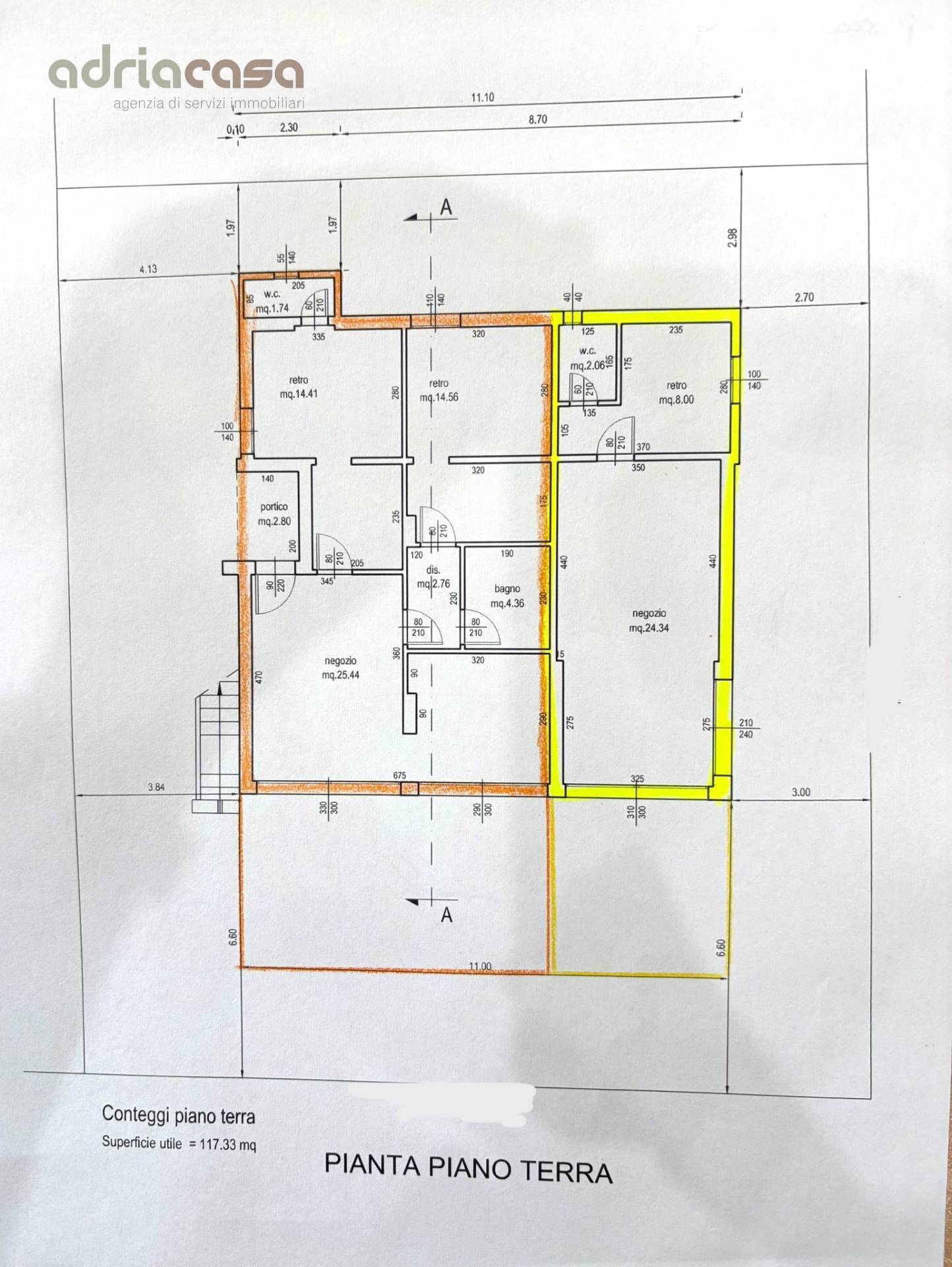 Locale commerciale in vendita a Riccione