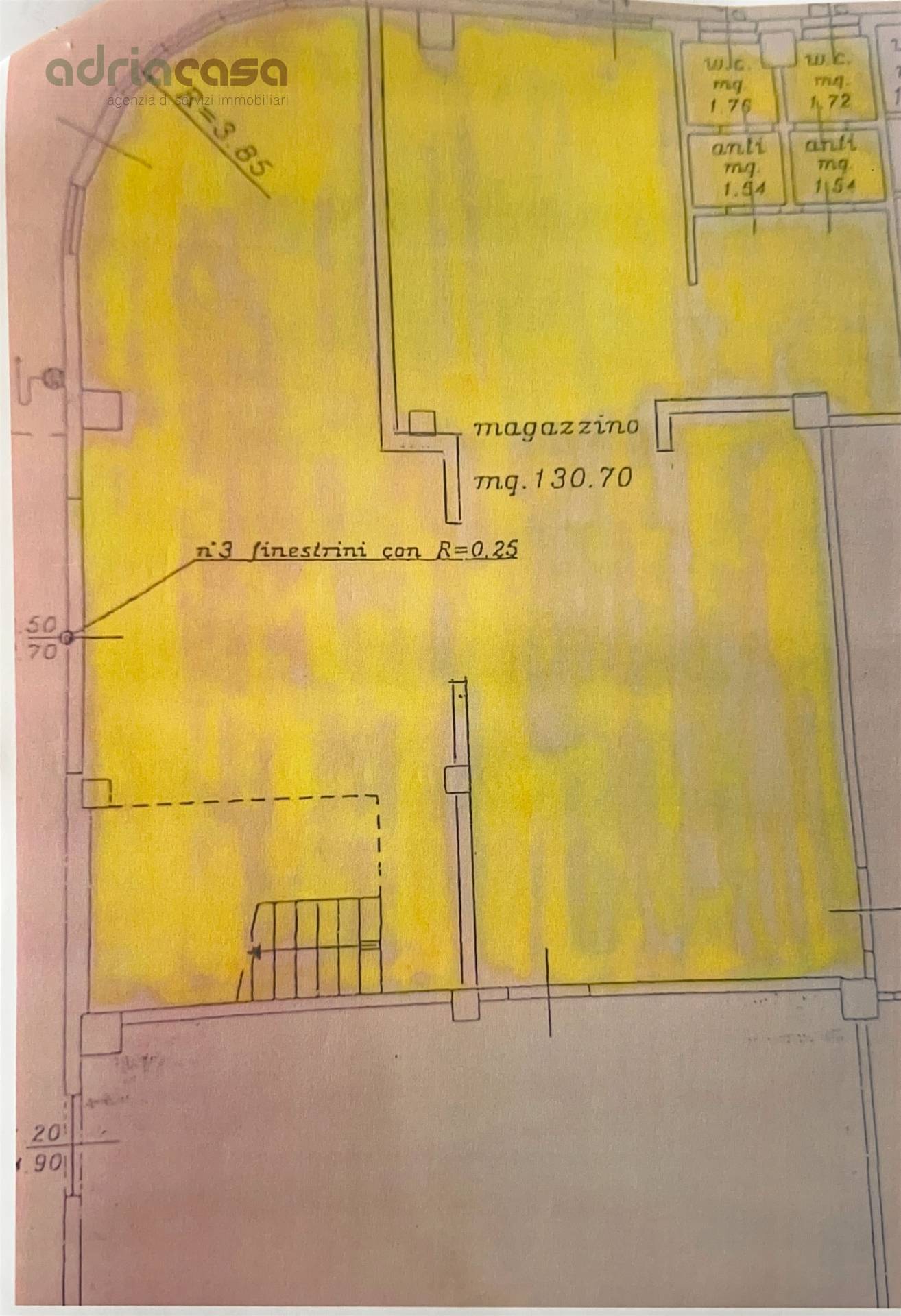 Capannone in affitto a Riccione