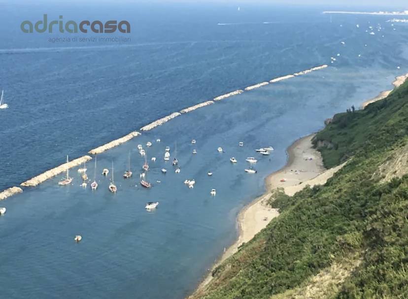 Appartamento in vendita a Gabicce Mare