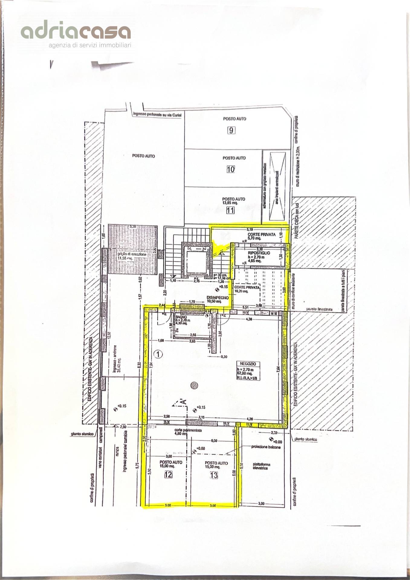 Locale commerciale in vendita a Cattolica