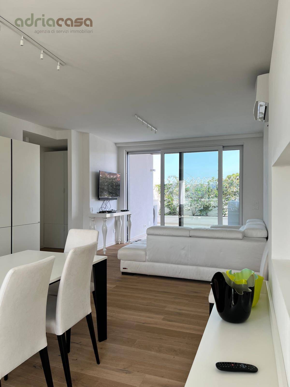 Appartamento in vendita a Riccione