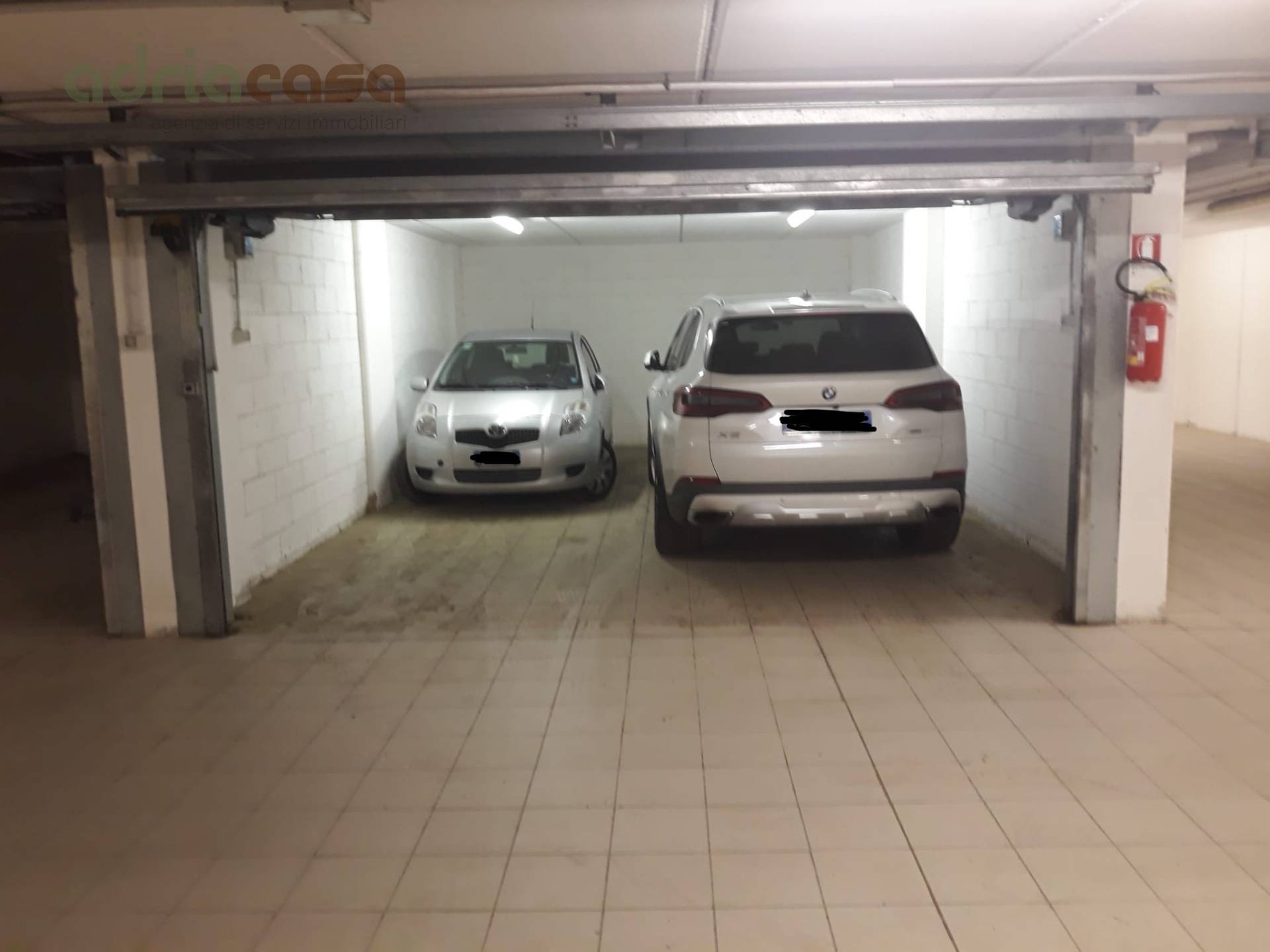 Box o garage in affitto a Riccione